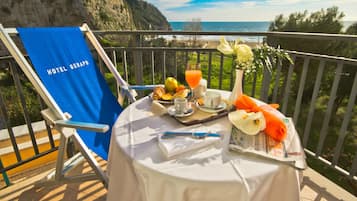 Desayuno buffet incluido todos los días