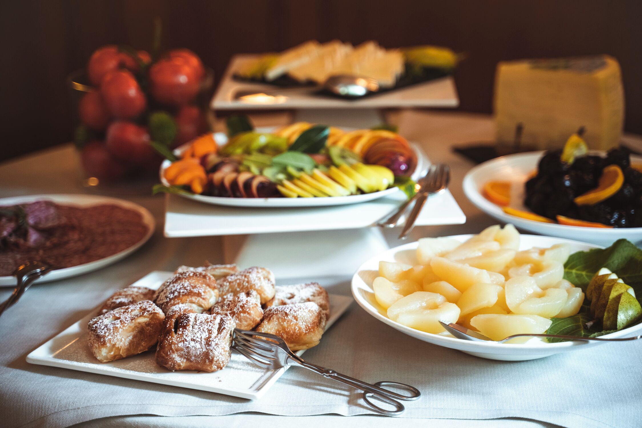 daily buffet breakfast (eur 15 per person)