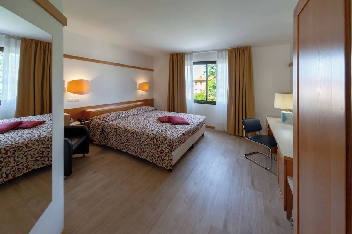 Classic Double Room