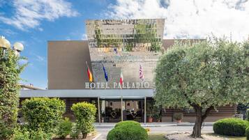 Voorkant van accommodatie