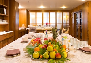Buffet - Bonotto Hotel Palladio (Bassano del Grappa)