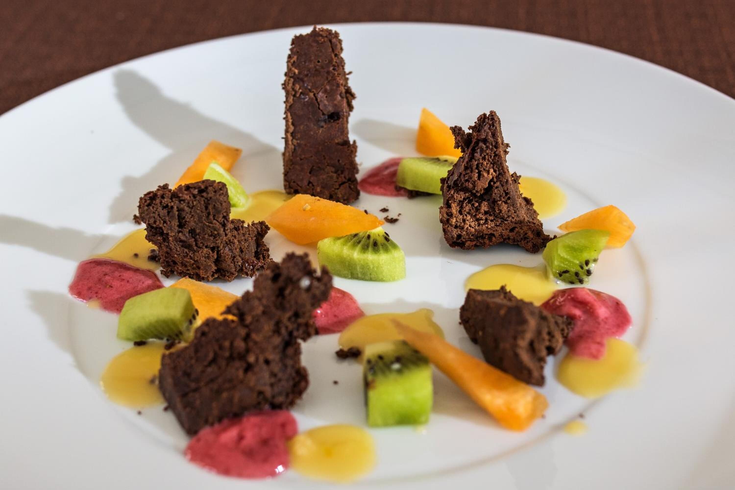 breakfast, lunch, dinner served; al fresco dining