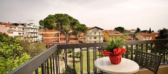 Hotel Montebello