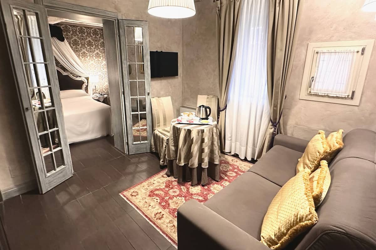 Suite, Annex Building (Residence Ground Floor) | Premium bedding, down comforters, pillowtop beds, minibar