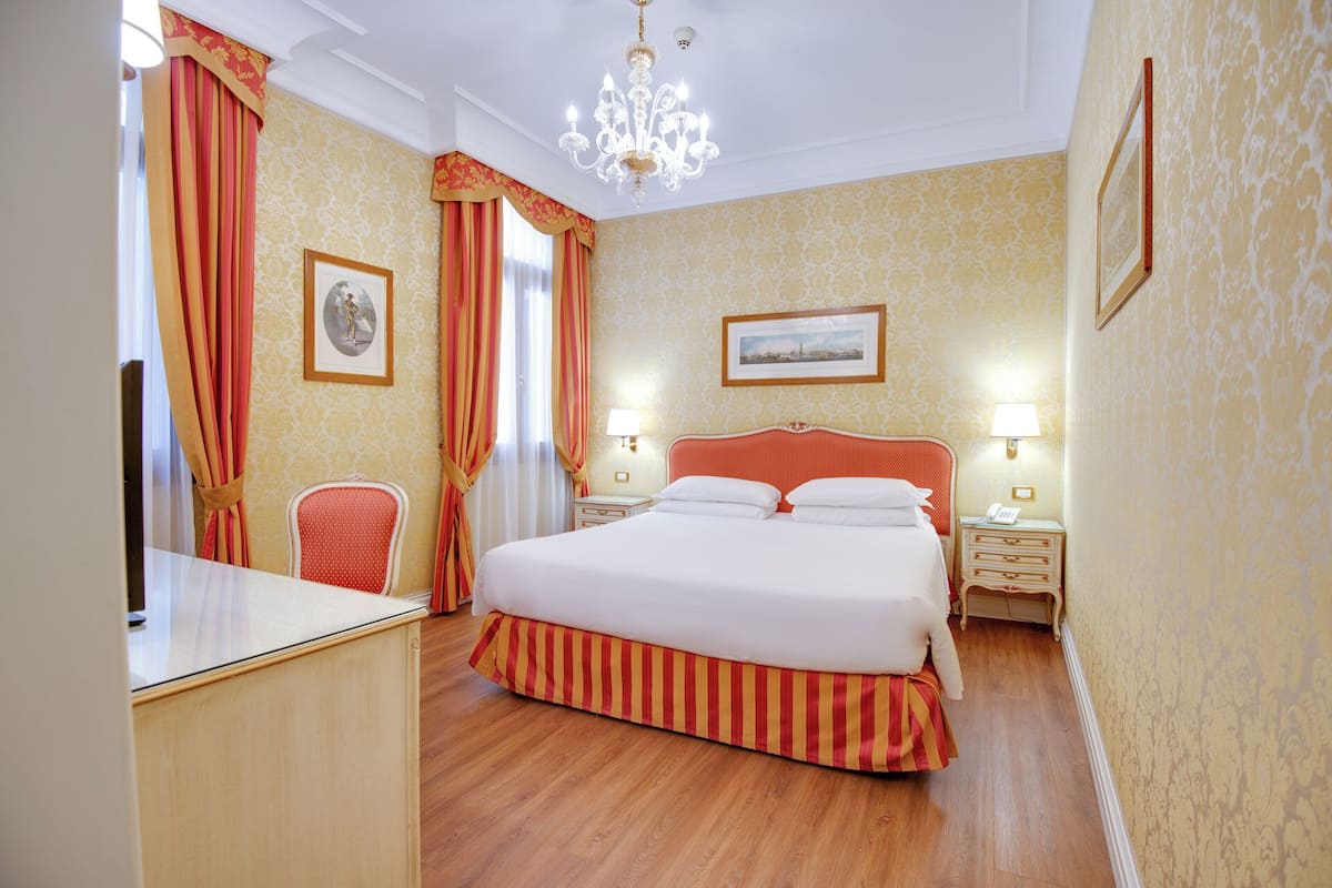 Double Room, Annex Building (Selected at check-in) | Premium bedding, down comforters, pillowtop beds, minibar