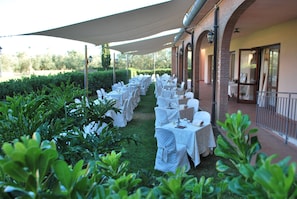 Breakfast served - Borgo degli Olivi (Piombino)
