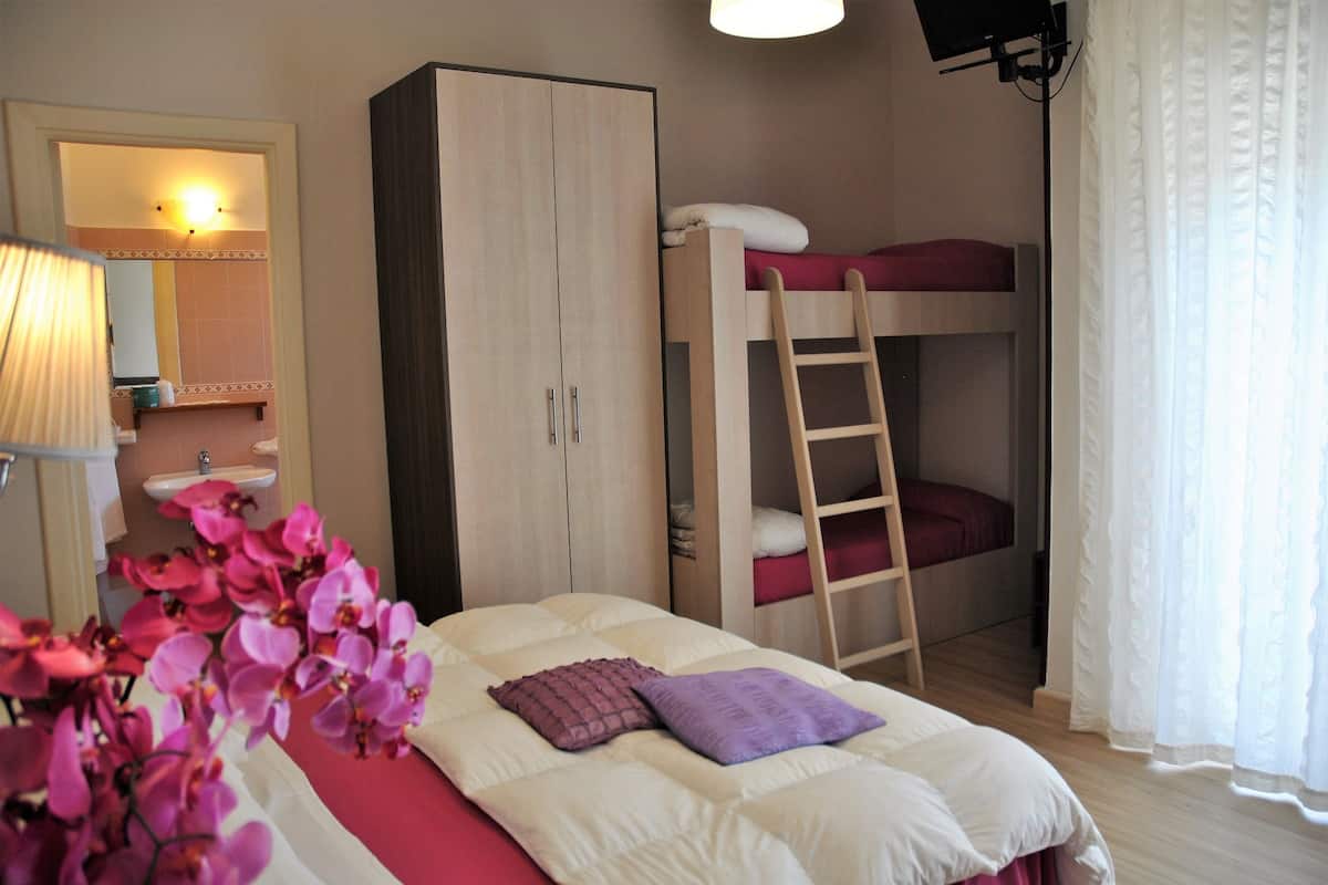 Couette en duvet d'oie, coffres-forts dans les chambres