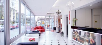 Hotel Leonardo
