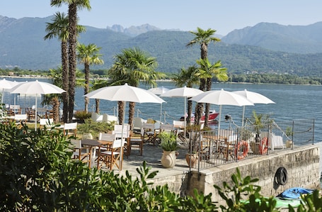 Restaurante. Hotel Carillon