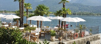 Hotel Carillon