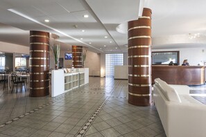 Lobby - Hotel Donizetti (Lallio)