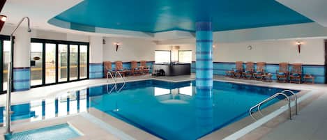 Indoor pool, 2 outdoor pools, pool umbrellas, sun loungers
