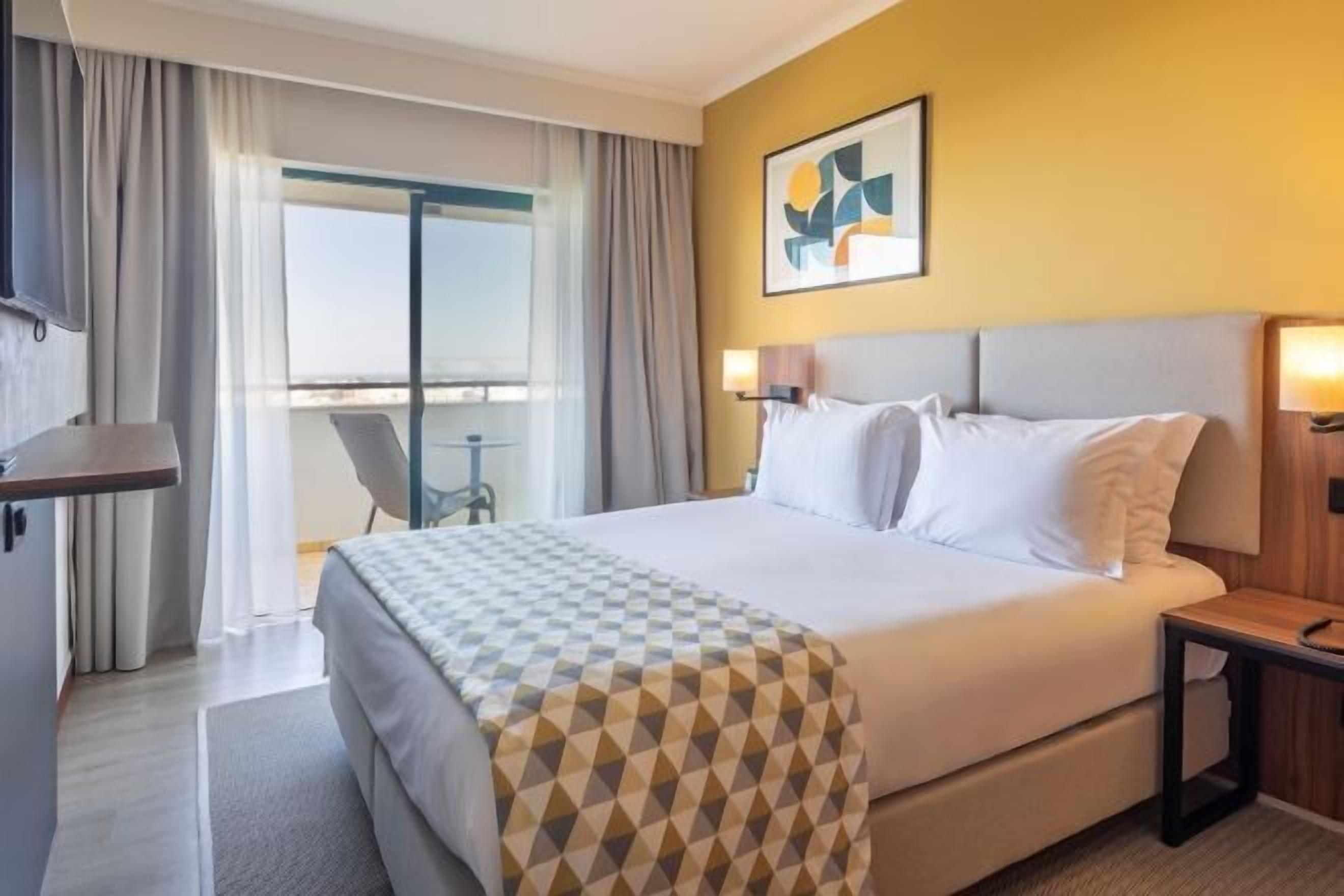 In-room safe, desk, free WiFi, bed sheets