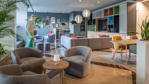 Business center - Holiday Inn Algarve Albufeira by IHG (Albufeira)