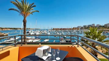 Minibar, in-room safe, desk, blackout drapes