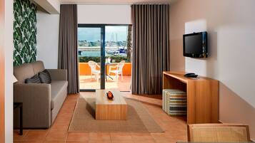 Minibar, in-room safe, desk, blackout drapes