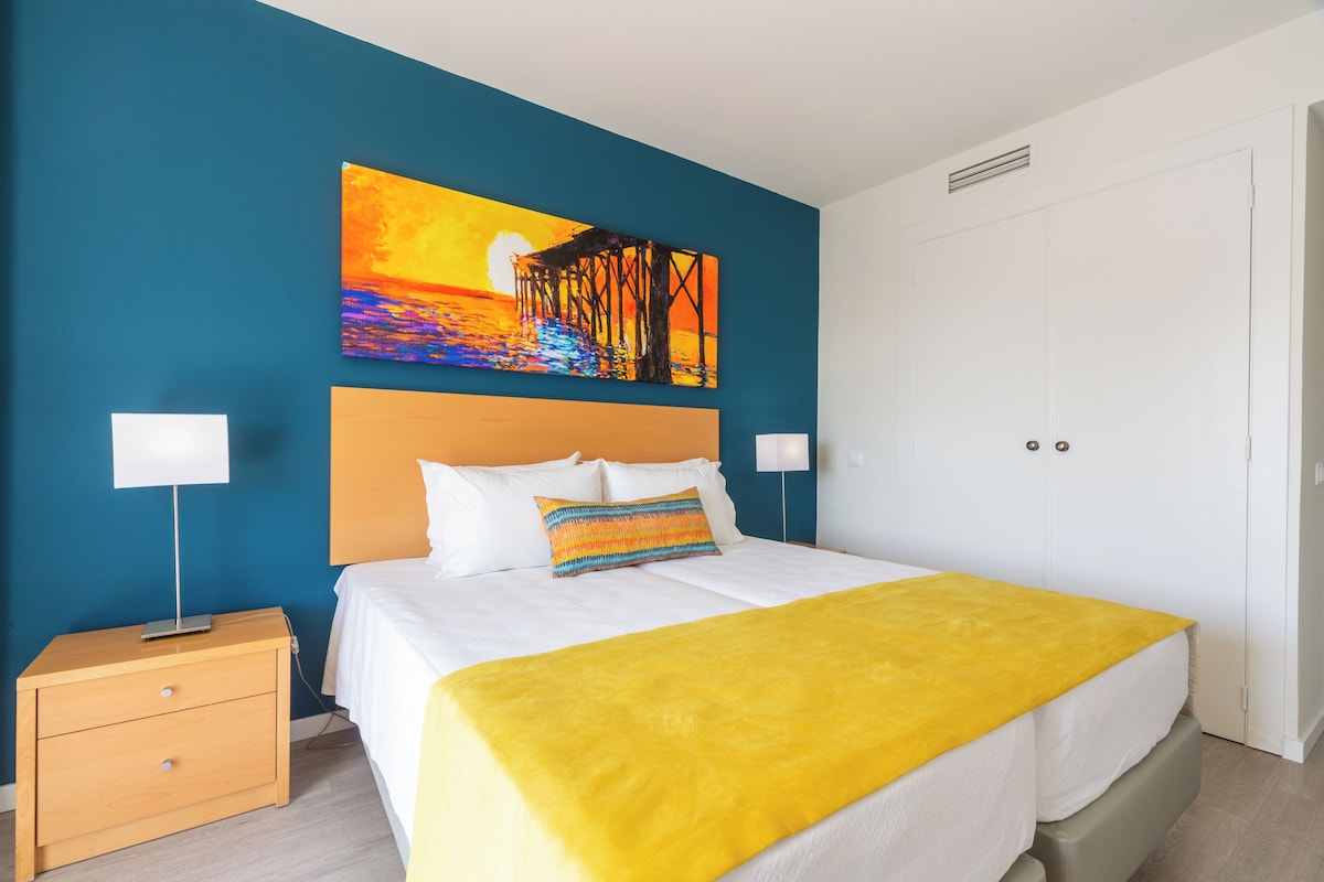 In-room safe, blackout curtains, soundproofing, iron/ironing board