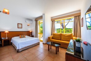 Superior Room | In-room safe, blackout drapes, iron/ironing board, free WiFi - Hotel Pinhal do Sol (Loulé)