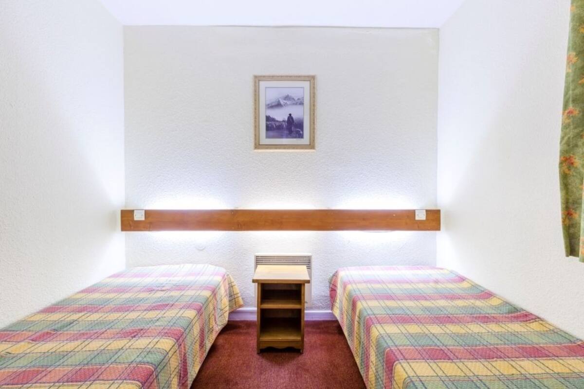 Apartamento, 1 habitación (Budget - for 5) | Cortinas opacas, tabla de planchar con plancha, cunas (de pago) y wifi