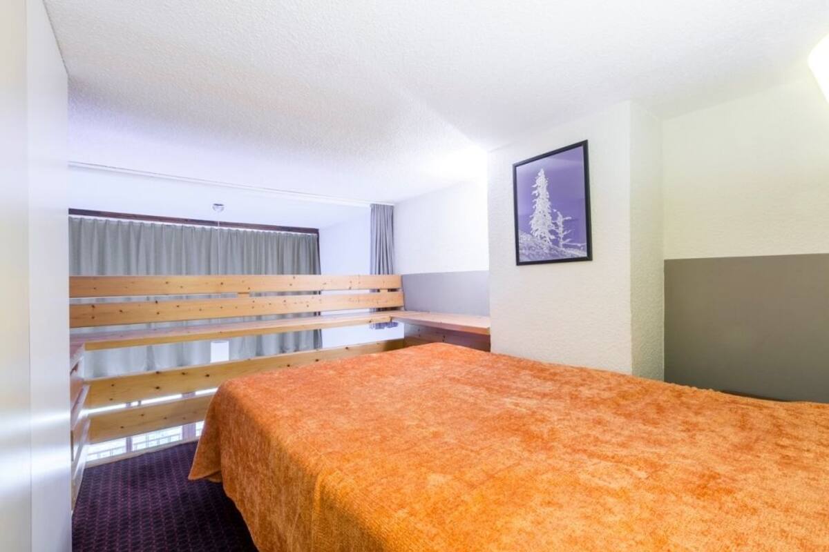 Estudio exclusivo | Cortinas opacas, tabla de planchar con plancha, cunas (de pago) y wifi
