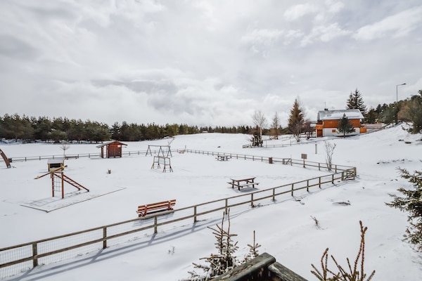 Area giochi per bambini (all'aperto)