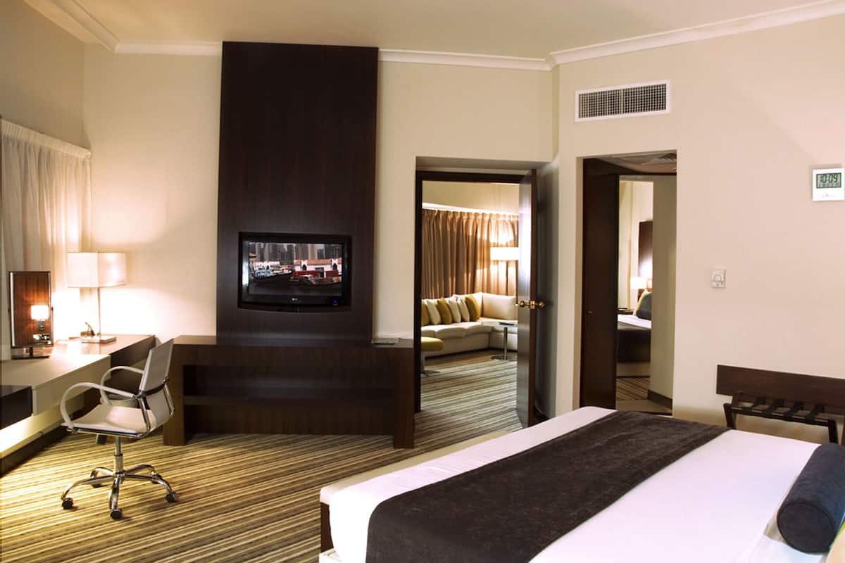 1 bedroom, minibar, in-room safe, desk