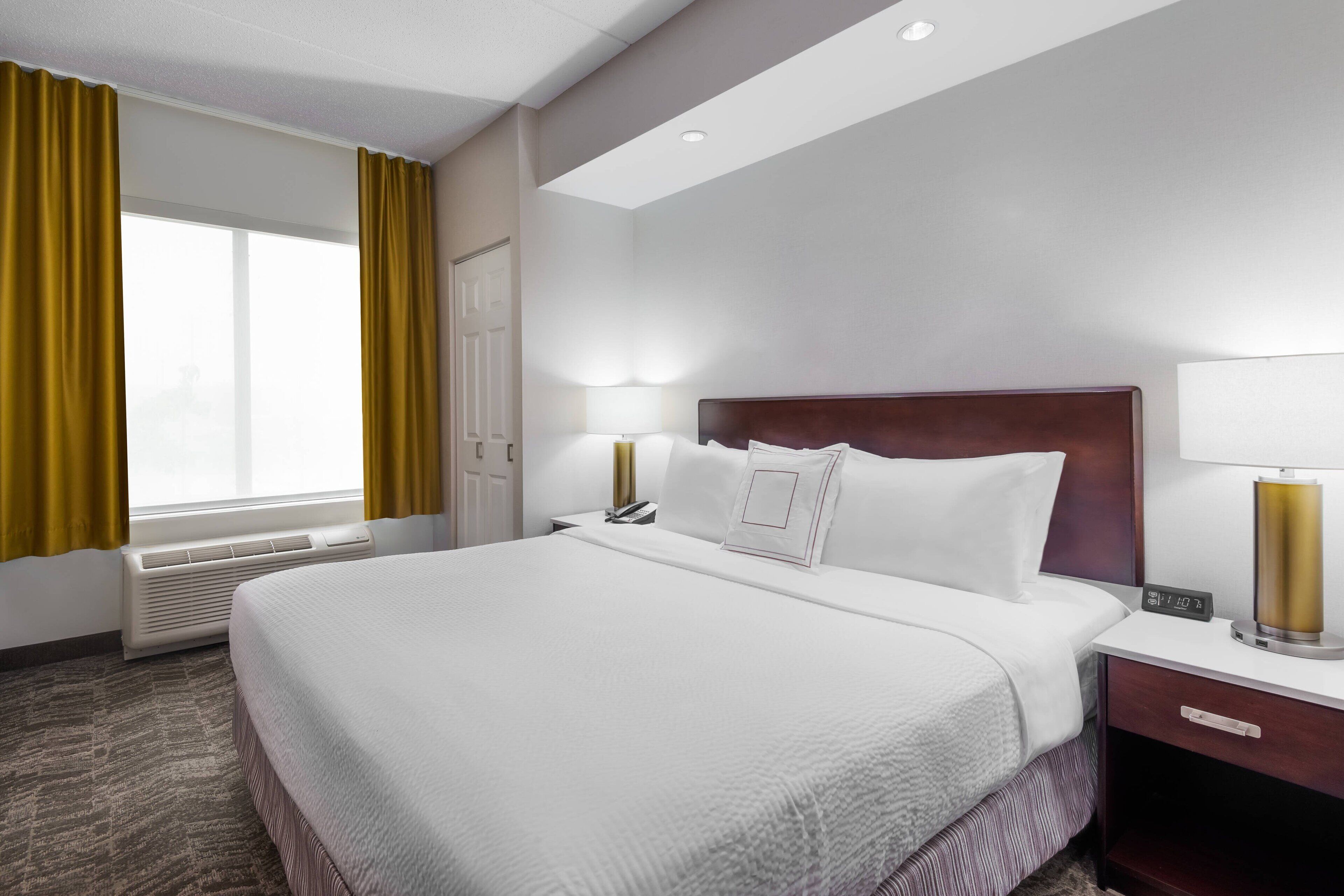 king studio suite, 1 king bed with sofa bed | 1 bedroom, in-room safe, desk, iron/ironing board