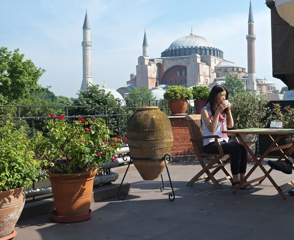 Terrace/patio - Hotel Uyan - Special Class (Istanbul)