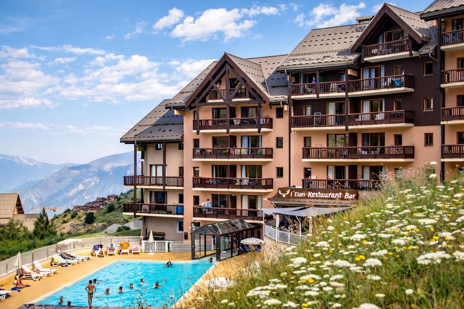 واجهة المنشأة