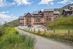 Front of property - Pierre & Vacances Residence Le Thabor (Valmeinier)