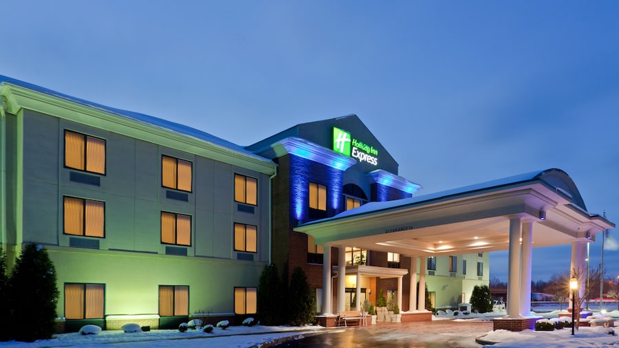 Holiday Inn Express Newton Falls by IHG