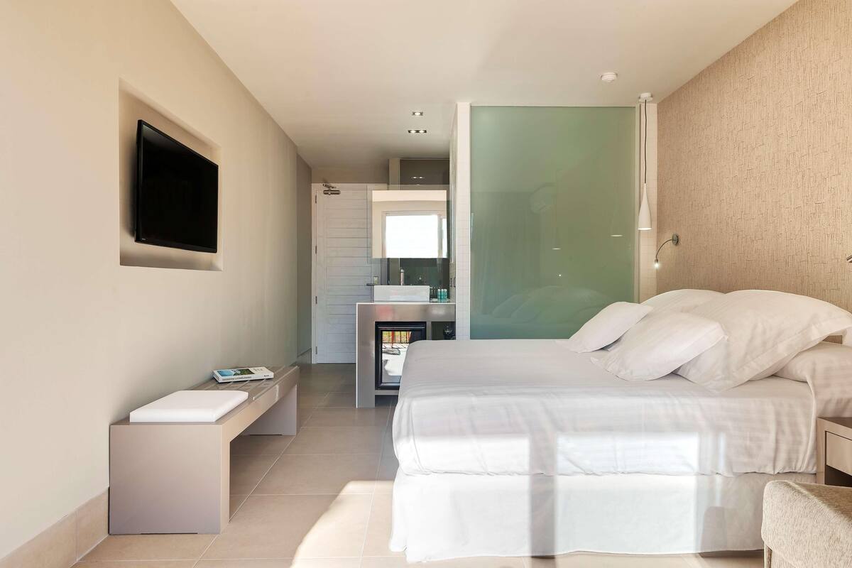 Literie de qualité supérieure, minibar, coffres-forts dans les chambres