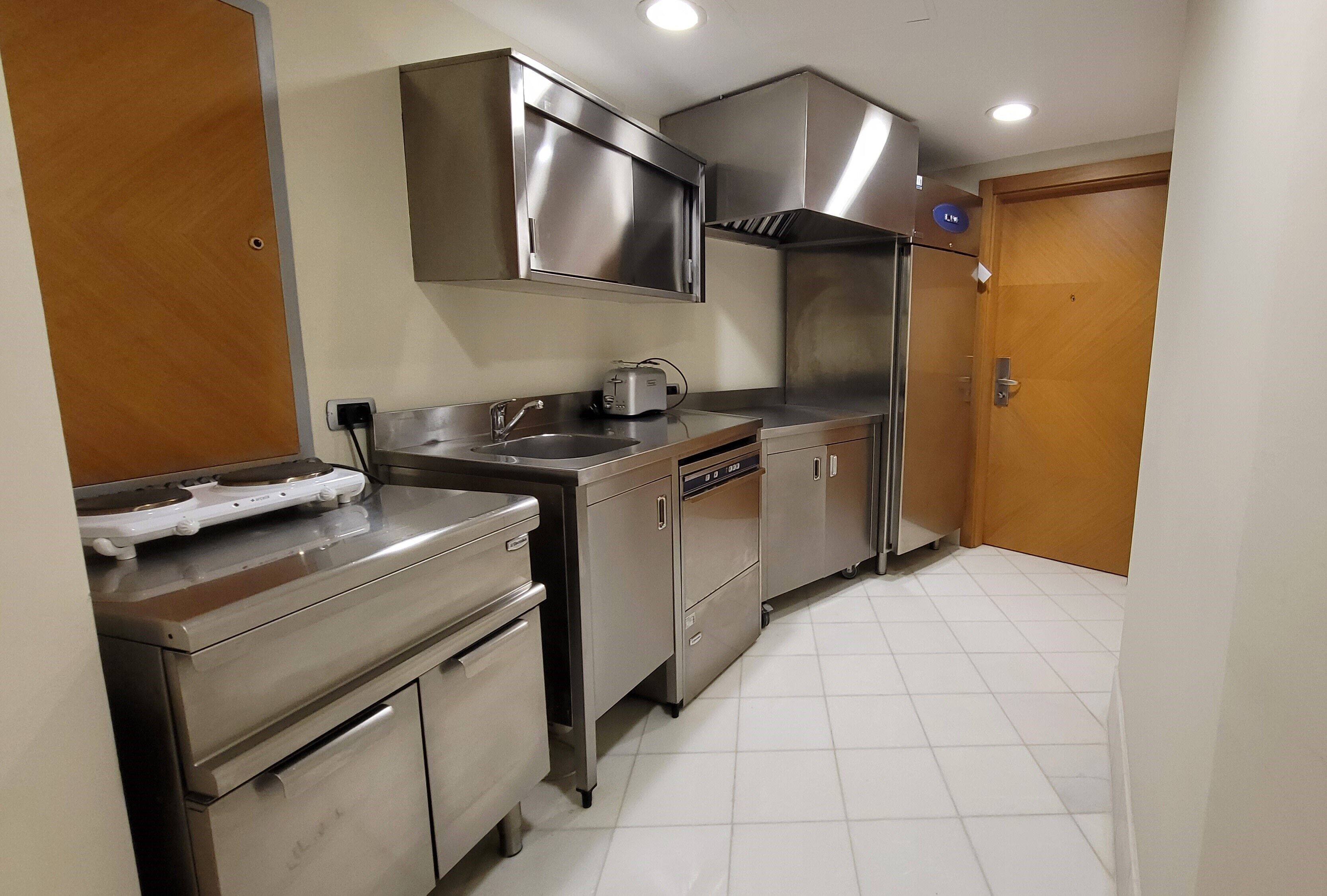 electric kettle, high chair