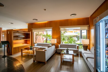 Hotel Posadas de España Málaga – Affordable hotel in Málaga