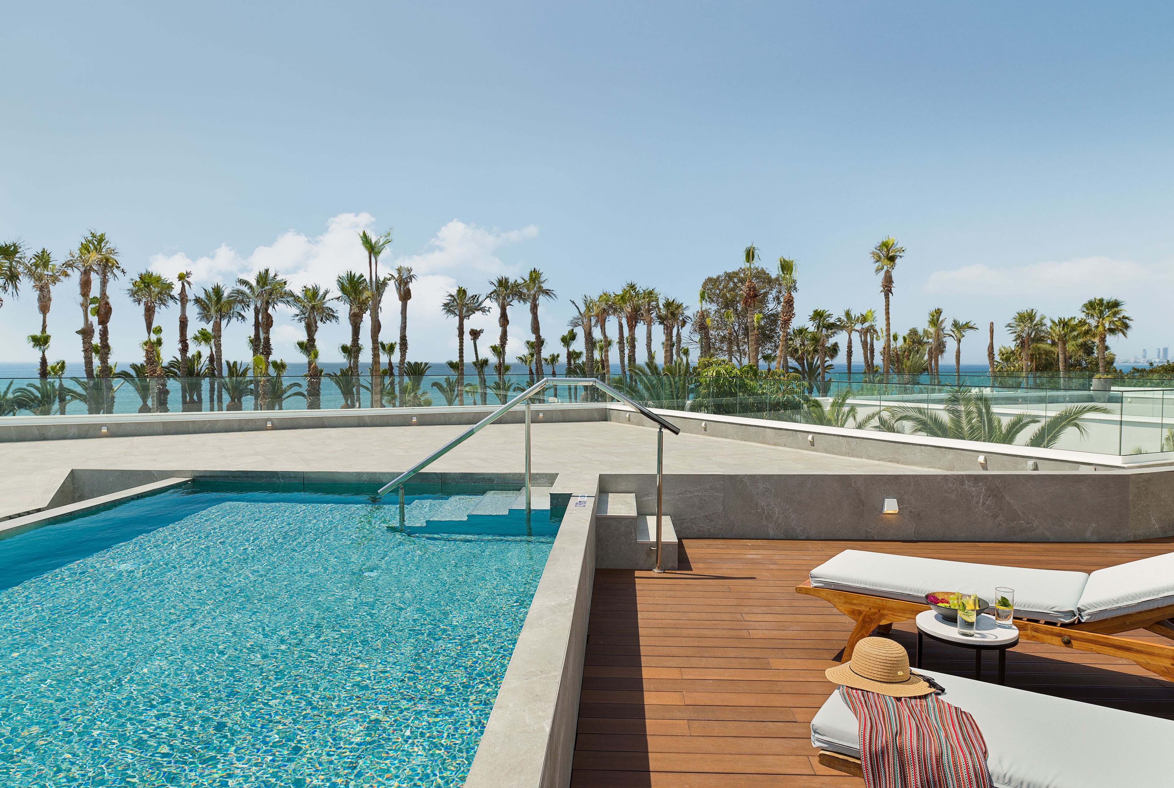 Swim Up Junior Suite Sea View | Exterior