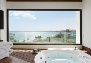 行政套房 | 起居区 | 40-英寸纯平电视 （配备卫星频道）、电视