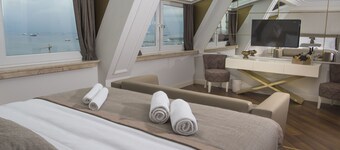 Hotel Mina – Special Class