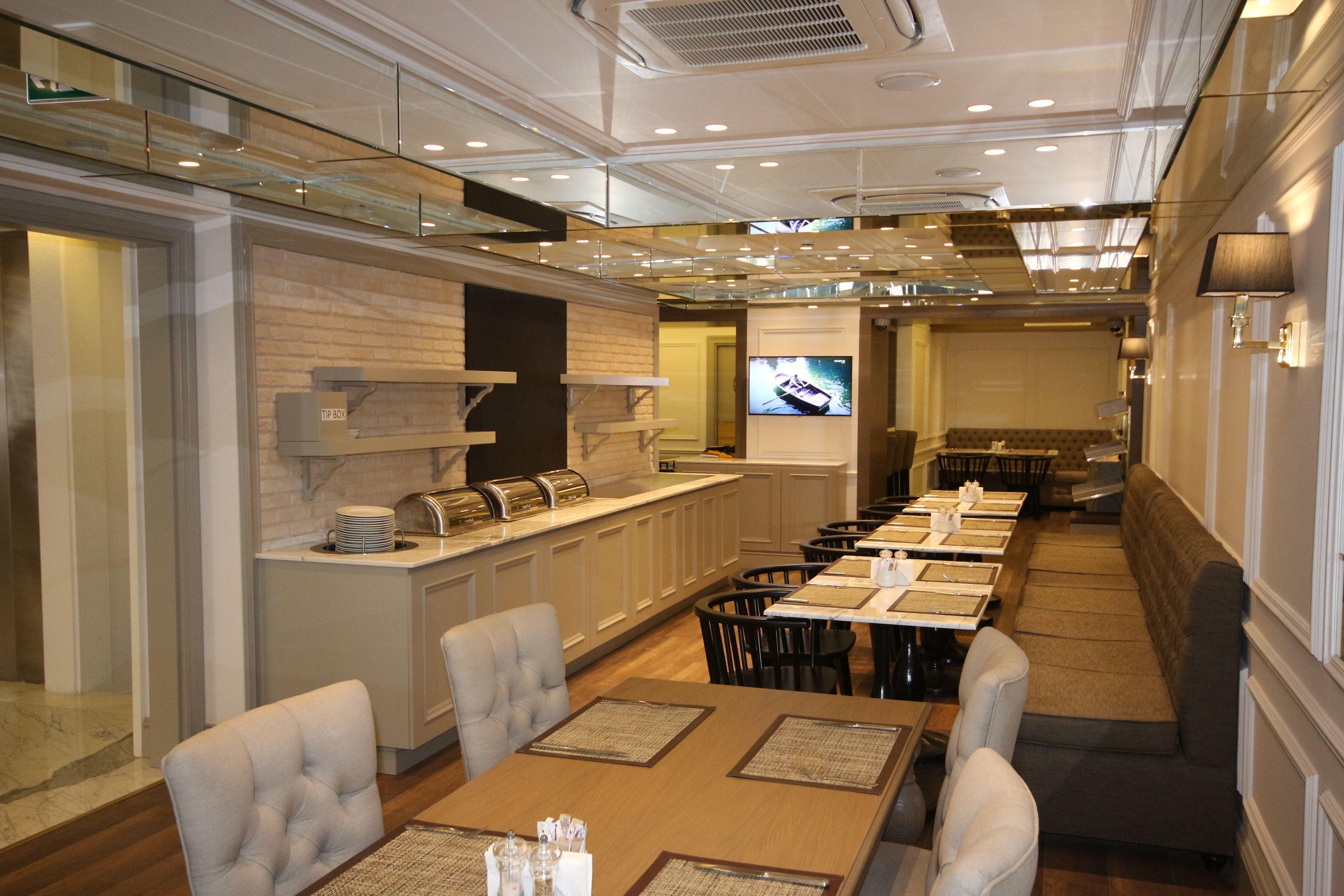 Aamiainen, lounas ja illallinen