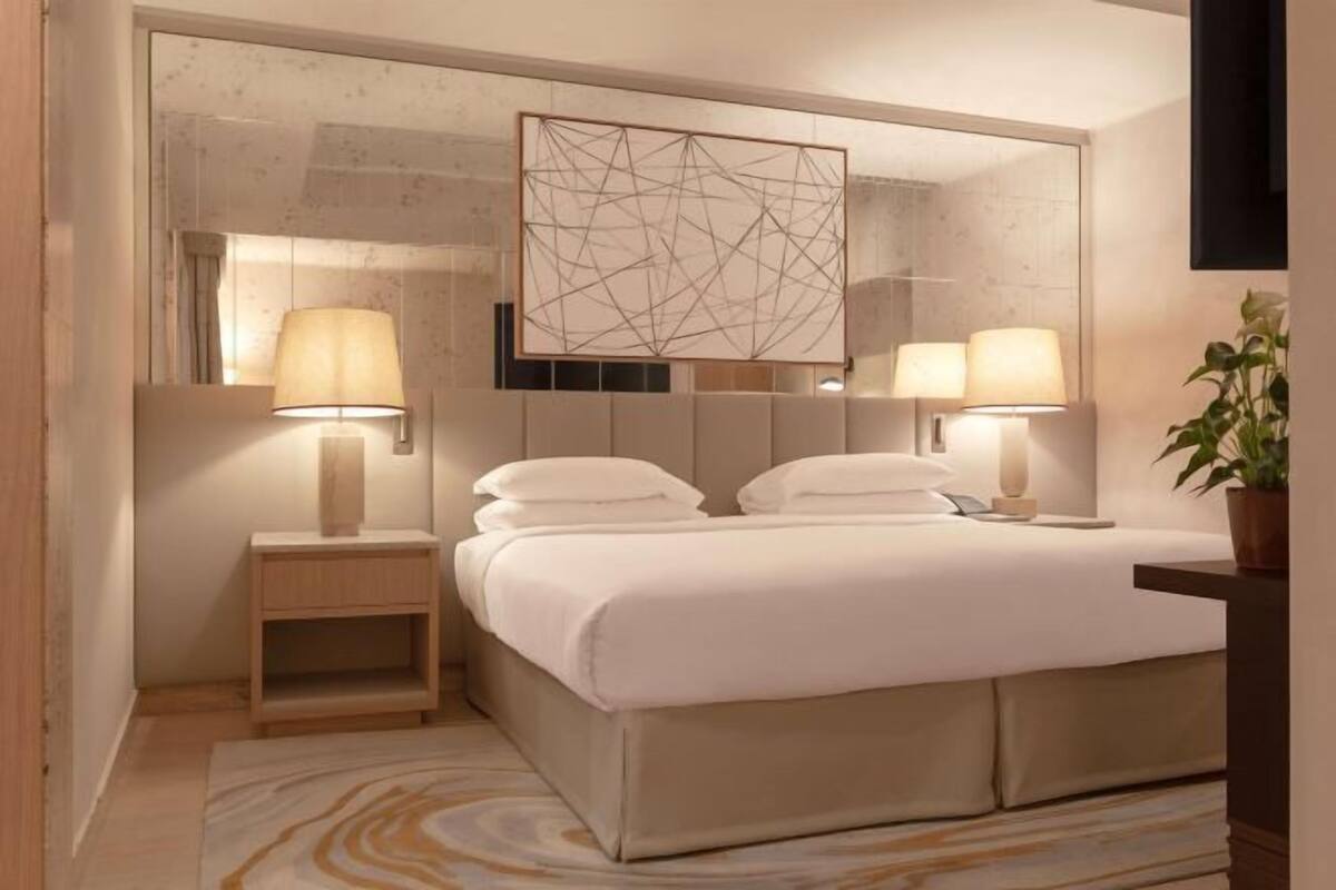 Down duvets, minibar, in-room safe, desk