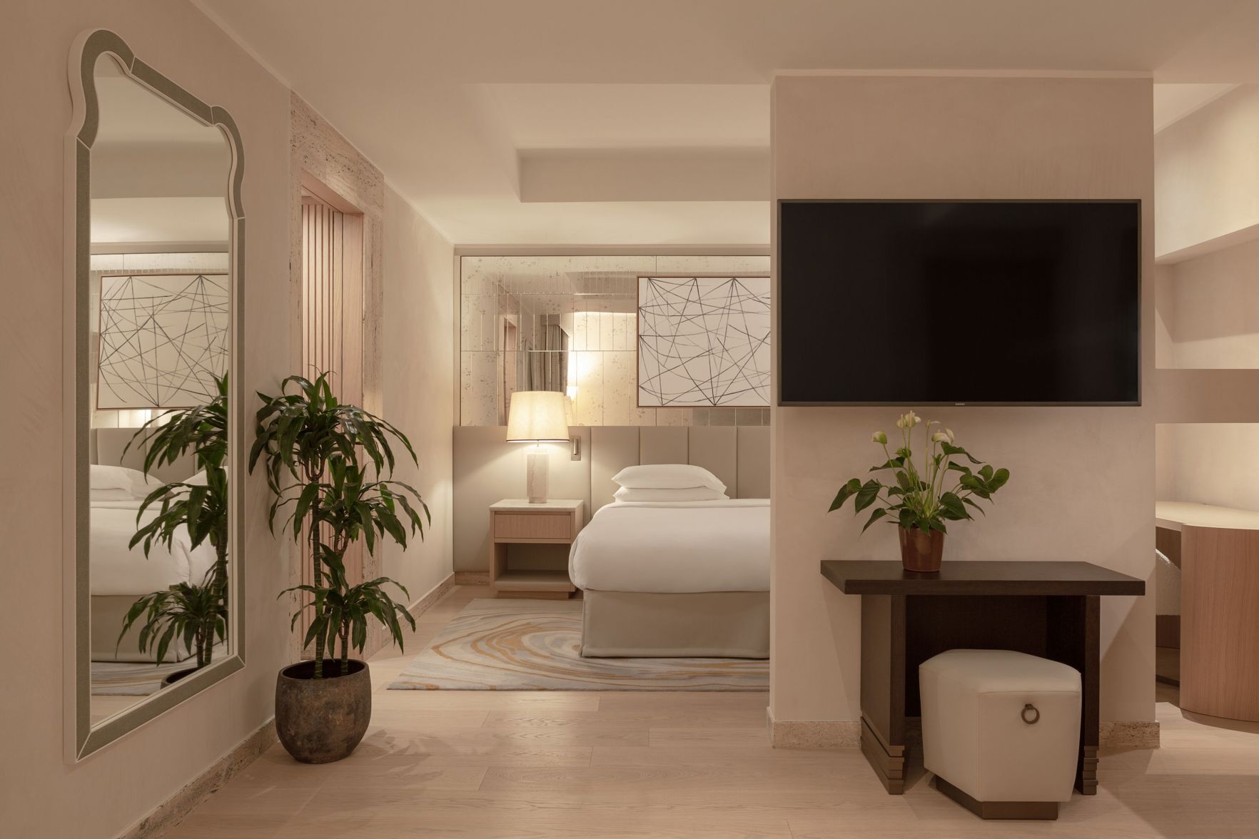 Down comforters, minibar, in-room safe, desk