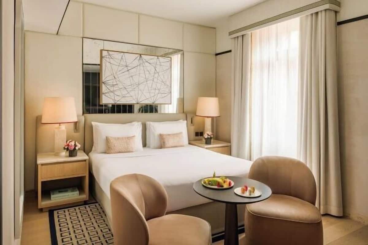 Down duvets, minibar, in-room safe, desk