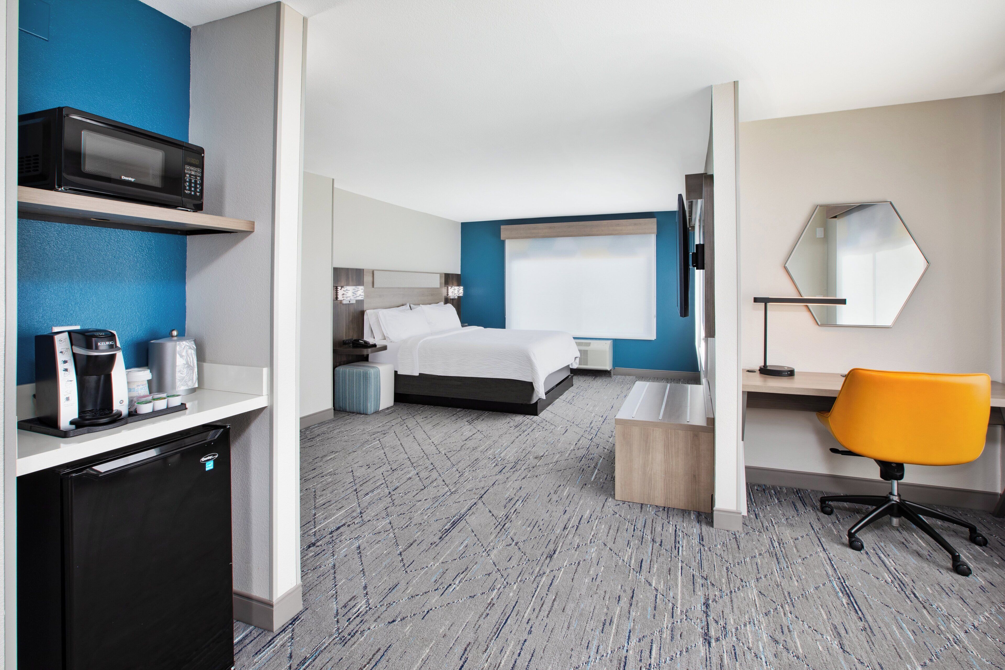 suite, 1 king bed with sofa bed (living area) | in-room safe, desk, iron/ironing board, free cots/infant beds