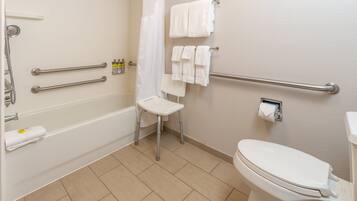 Combined shower/tub, hair dryer, towels