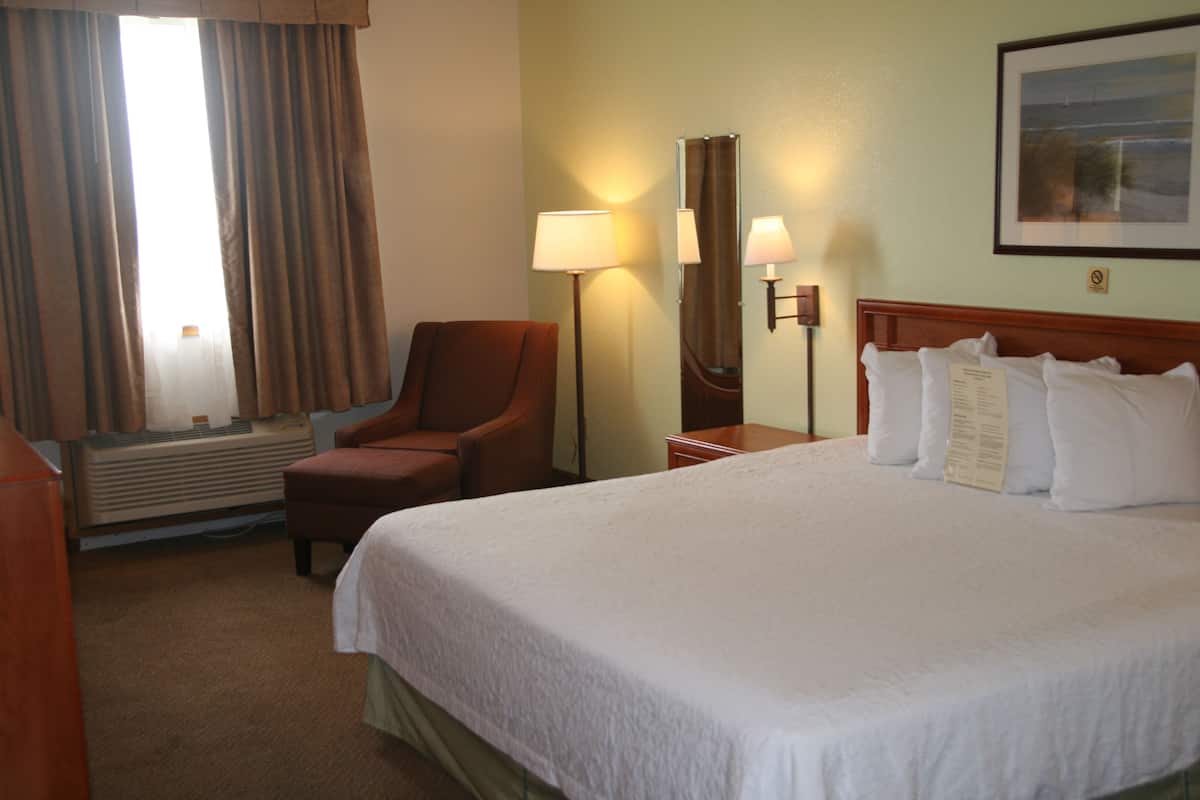 Standard King Room | Premium bedding, desk, blackout curtains, iron/ironing board