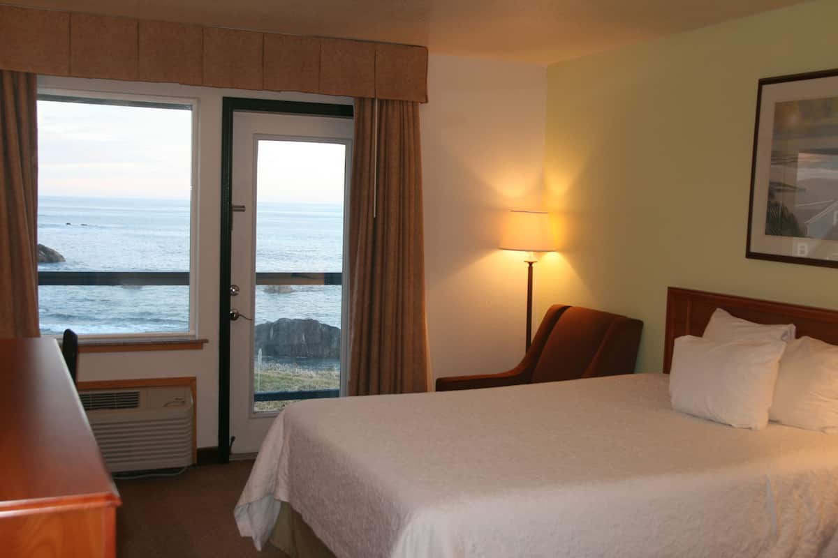 Oceanfront Balcony, King Room | View from room
