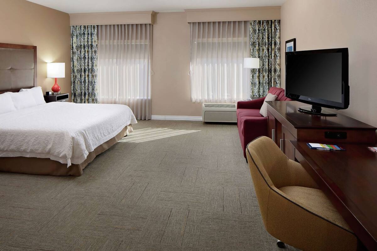 In-room safe, desk, iron/ironing board, free cribs/infant beds