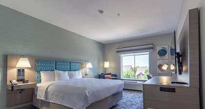 Hampton Inn & Suites Denton