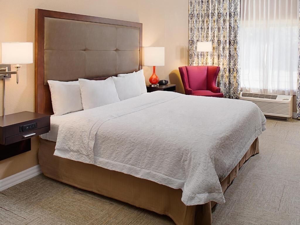 In-room safe, desk, iron/ironing board, free cribs/infant beds