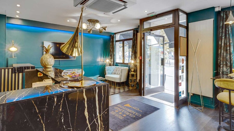 Hotel Carladez Cambronne