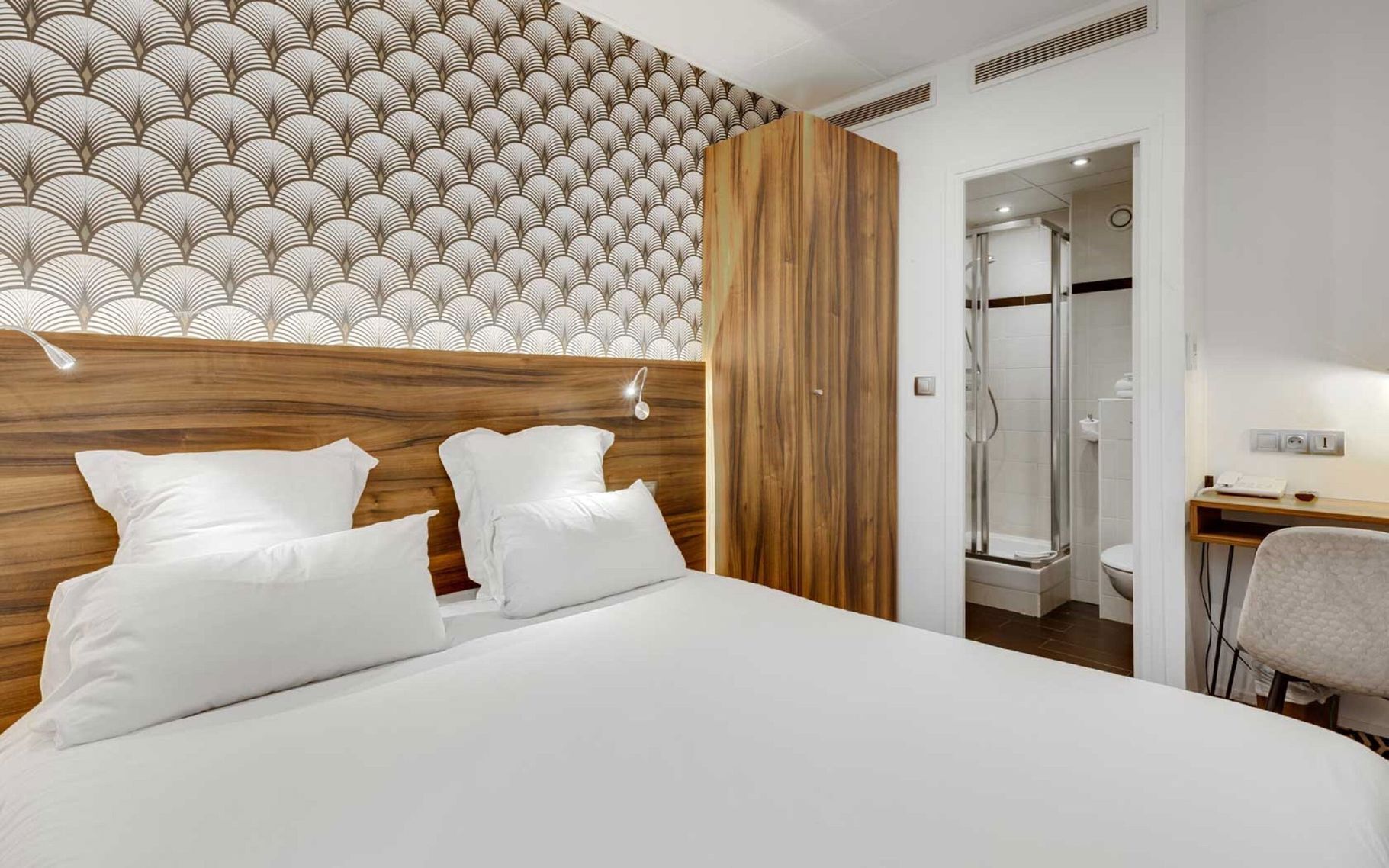 Premium bedding, minibar, in-room safe, desk